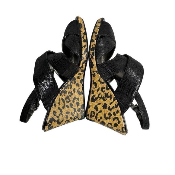 Kenneth Cole Reaction black knock loud wedge sandals size 7 - Picture 8 of 10